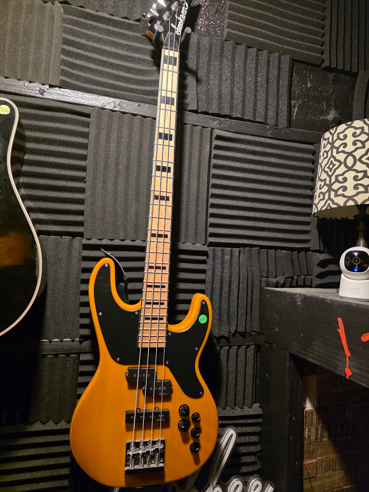 Basses